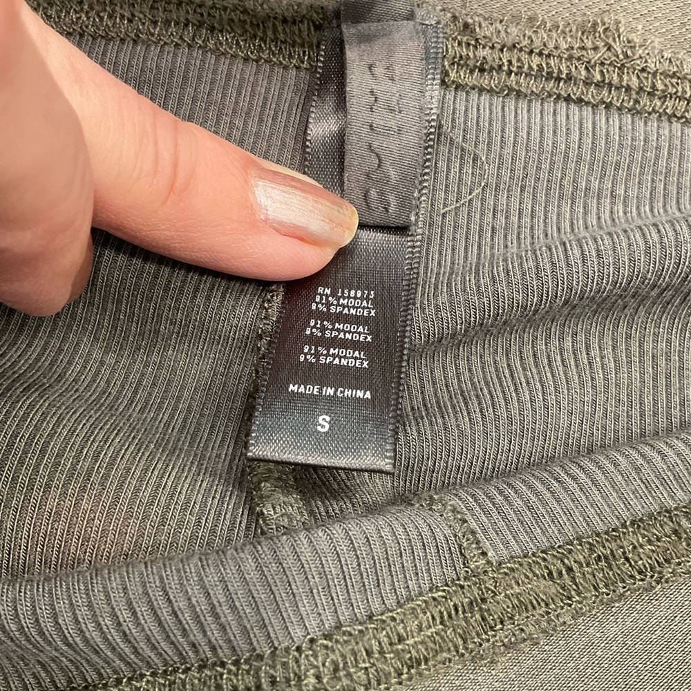 Skims Cotton Ribbed Top and Leggings, Gray, Fading of the leggings, Sz S - Picture 6 of 16